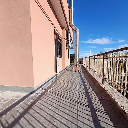 Avellini - Delightful And Spacious Apartment With Terrace - Near Metro A Cornelia Рим Екстериор снимка